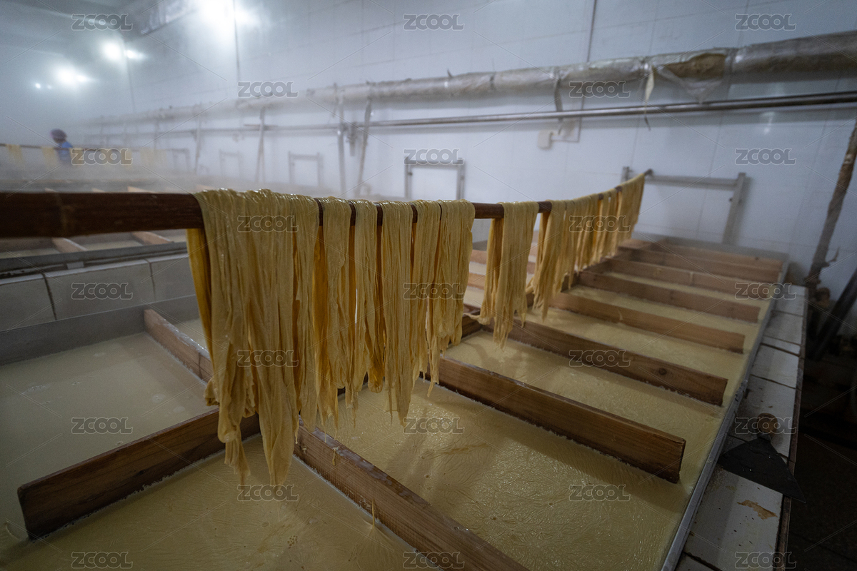 腐竹加工廠起皮成形車間的內(nèi)部（主預(yù)覽-6355261） - 未分類 - 站酷設(shè)計師只取一瓢原創(chuàng)素材 - 站酷ZCOOL