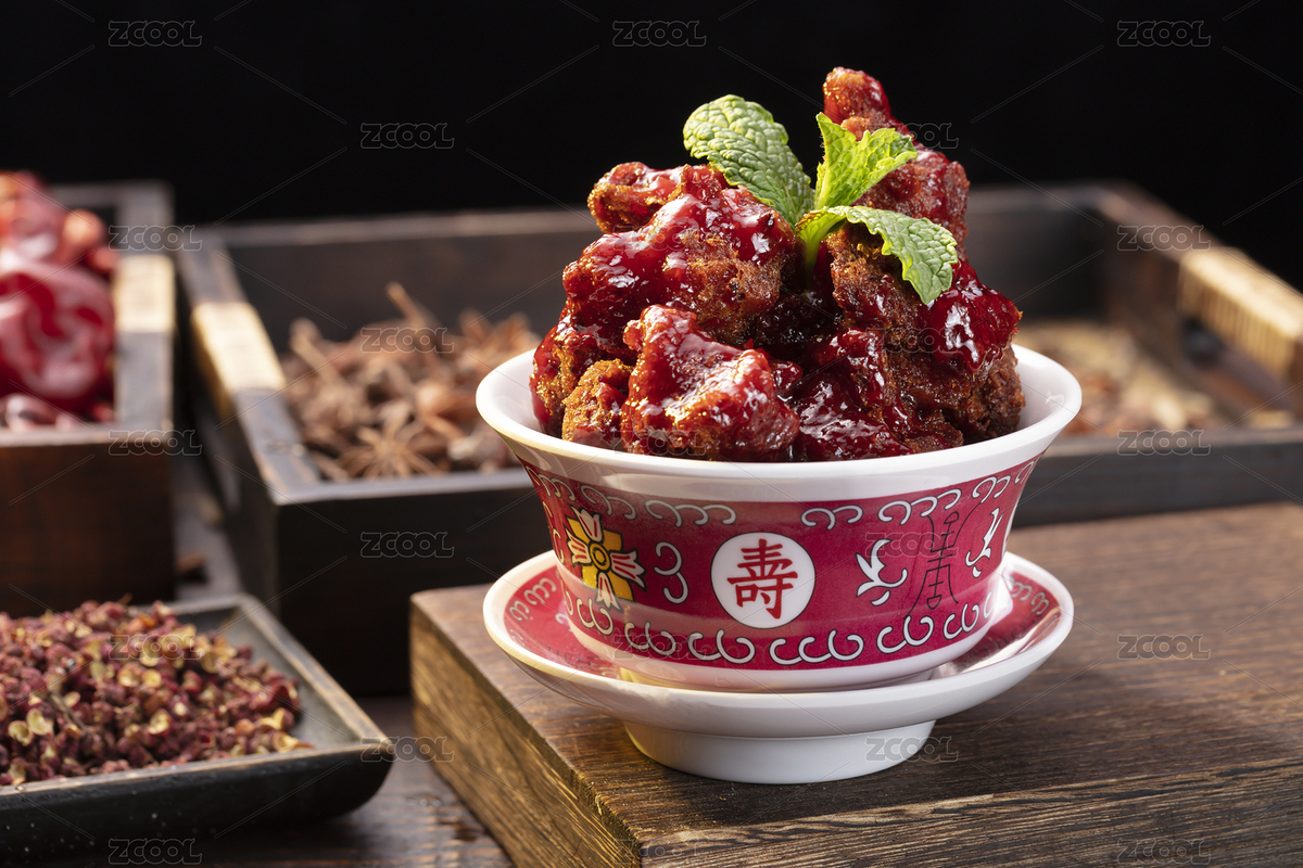 老桌子茶碗杯里的重慶火鍋菜品番茄醬肉塊（主預(yù)覽-5284004） - 未分類 - 站酷設(shè)計(jì)師紅狐貍攝影工作室原創(chuàng)素材 - 站酷ZCOOL