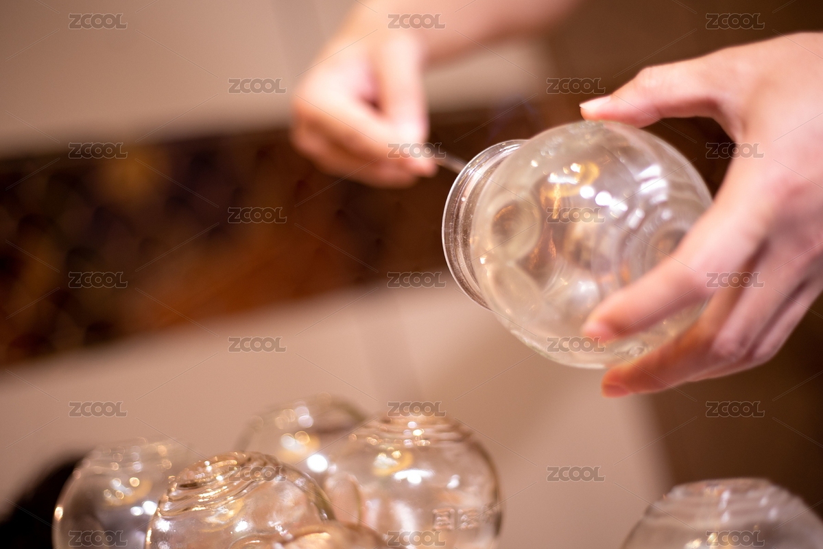 中醫(yī)拔火罐理療（主預(yù)覽-881610） - 未分類 - 站酷設(shè)計師simon54原創(chuàng)素材 - 站酷ZCOOL