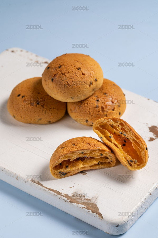 白色砧板上的麻薯面包（主預(yù)覽-8629050） - 未分類 - 站酷設(shè)計(jì)師蘇璟棠原創(chuàng)素材 - 站酷ZCOOL