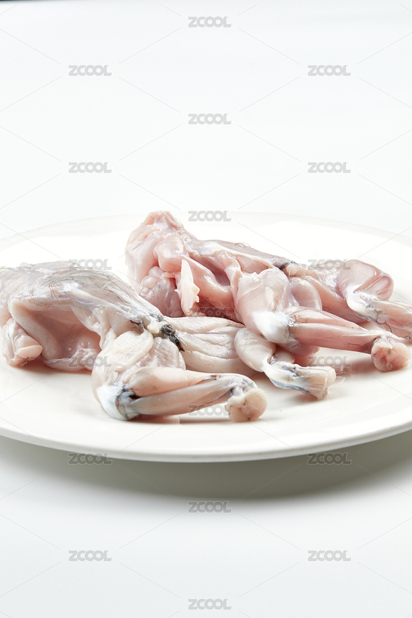 白色瓷盤裝的現(xiàn)殺大牛蛙（主預(yù)覽-2728058） - 未分類 - 站酷設(shè)計師藍太陽TNT原創(chuàng)素材 - 站酷ZCOOL