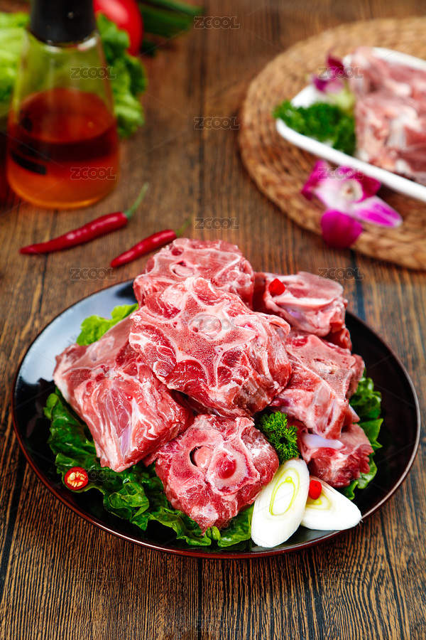 木底上放著一盤(pán)新鮮羊蝎子（主預(yù)覽-6055196） - 未分類(lèi) - 站酷設(shè)計(jì)師PAOPAO攝影工作室原創(chuàng)素材 - 站酷ZCOOL