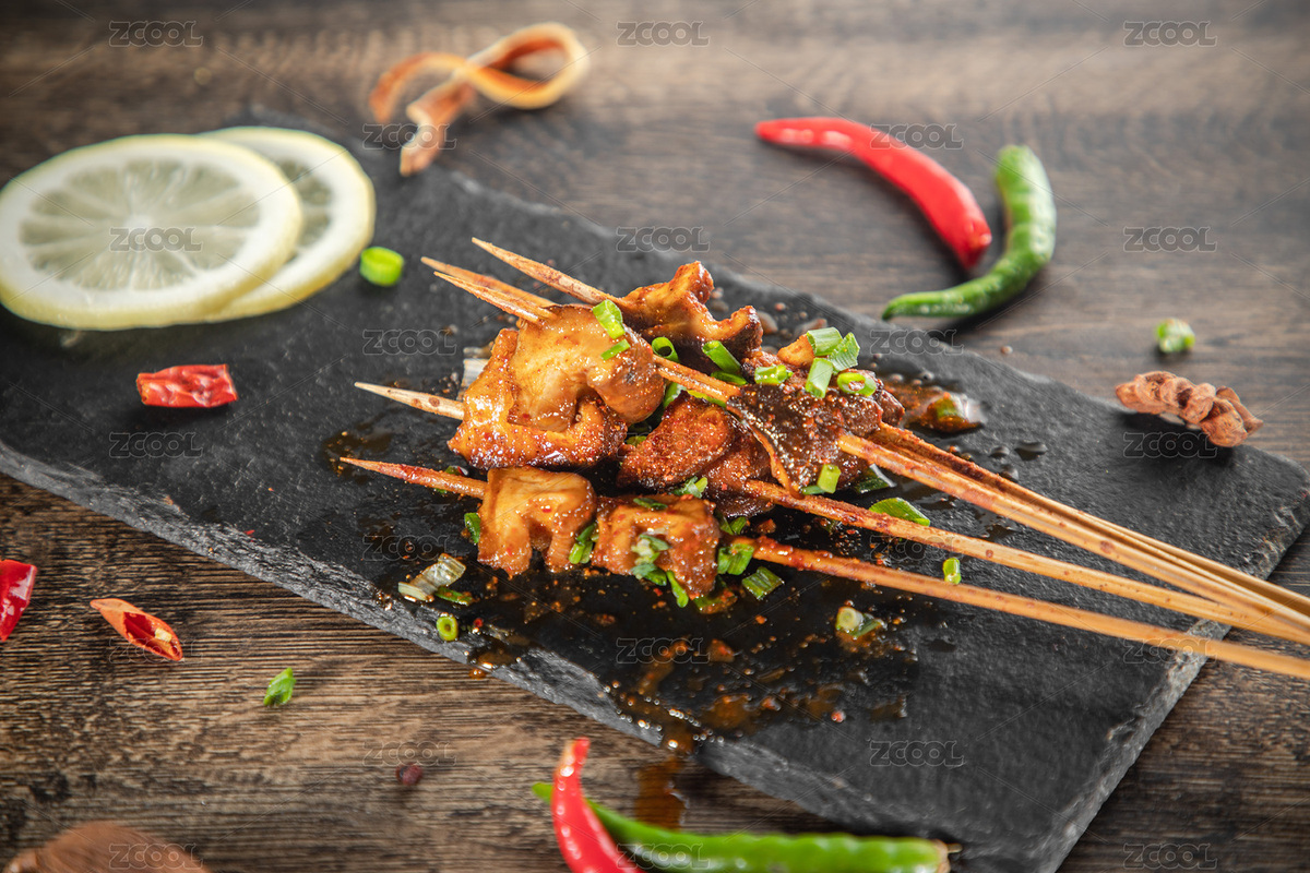 黑色石板上放著一把香菇烤串（主預(yù)覽-1108524） - 未分類 - 站酷設(shè)計(jì)師濤麟攝影原創(chuàng)素材 - 站酷ZCOOL