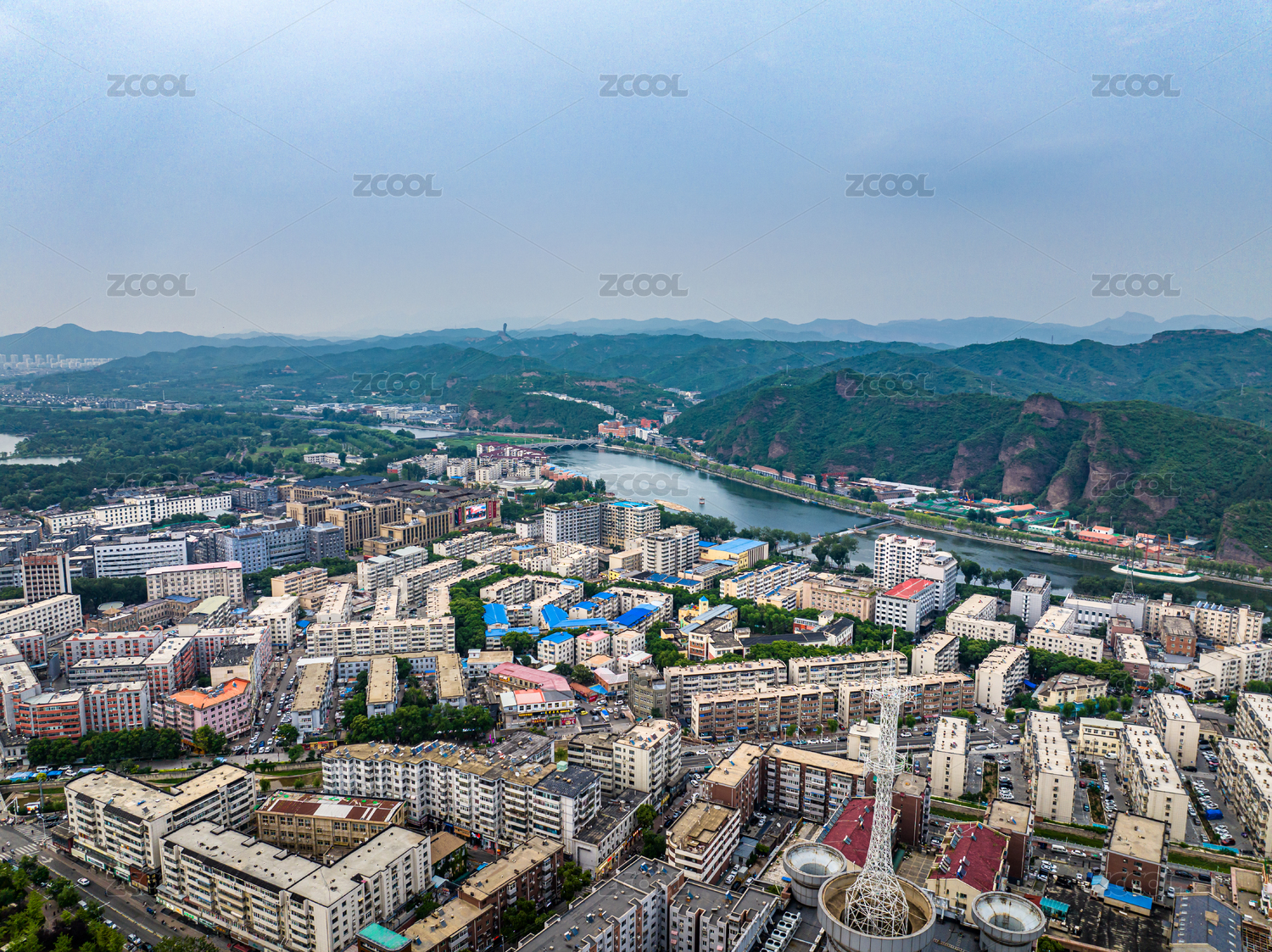 河北承德航拍依山而建的城市高楼鸟瞰