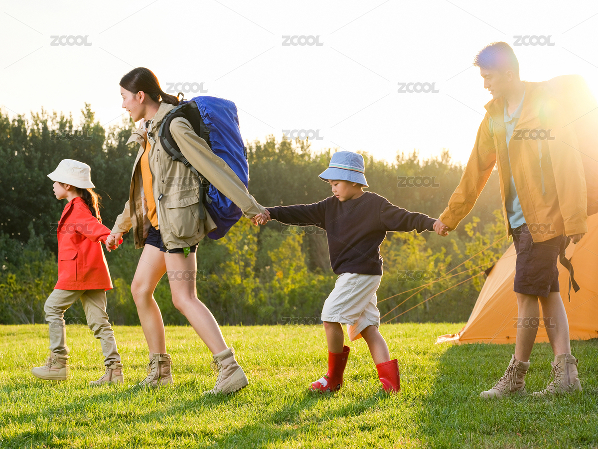 快樂(lè)的四口之家戶(hù)外徒步旅行（主預(yù)覽-6579657） - 未分類(lèi) - 站酷設(shè)計(jì)師capacapa原創(chuàng)素材 - 站酷ZCOOL
