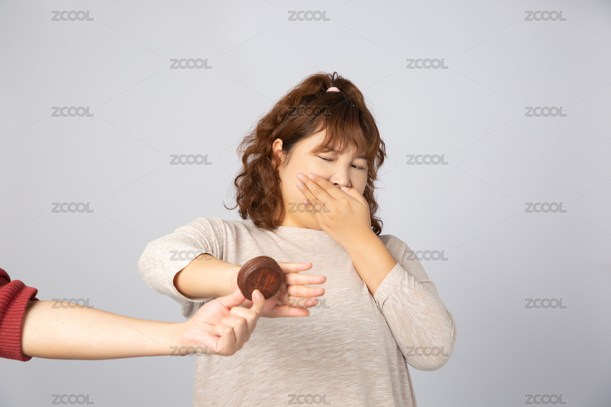 拒絕吃巧克力派的亞洲肥胖女孩（主預覽-8668930） - 未分類 - 站酷設計師啊喔鵝咿嗚魚原創(chuàng)素材 - 站酷ZCOOL