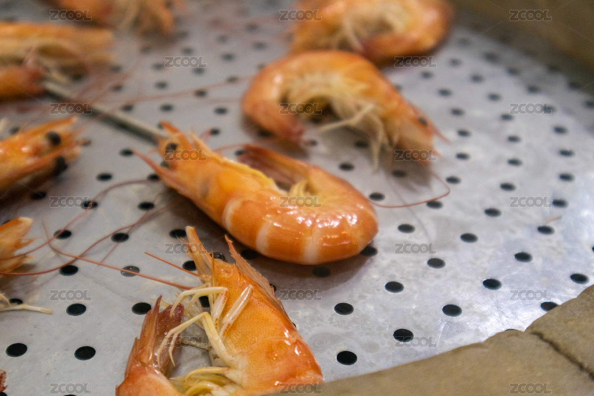 餐桌上蒸汽海鮮火鍋剛剛燙熟的新鮮大蝦麻蝦（主預(yù)覽-11160440） - 未分類(lèi) - 站酷設(shè)計(jì)師ian12138原創(chuàng)素材 - 站酷ZCOOL