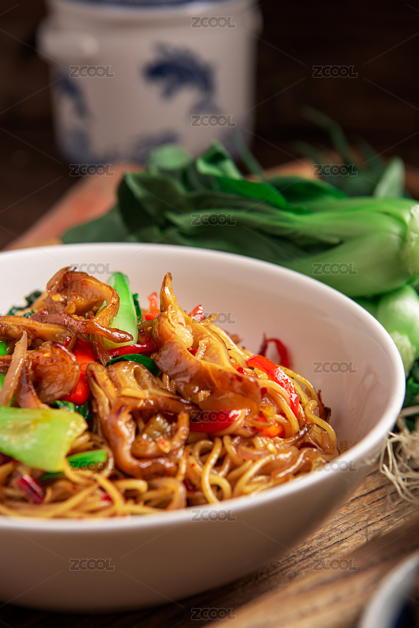 餐桌上的一碗香辣肥腸炒粉面（主預(yù)覽-5320035） - 未分類 - 站酷設(shè)計(jì)師簡(jiǎn)罡原創(chuàng)素材 - 站酷ZCOOL