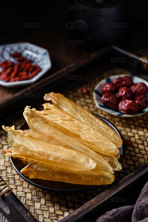 木紋底盤子里的花膠魚膠干貨中式復(fù)古暗調(diào)（主預(yù)覽-6463824） - 未分類 - 站酷設(shè)計(jì)師攝影師董名揚(yáng)原創(chuàng)素材 - 站酷ZCOOL