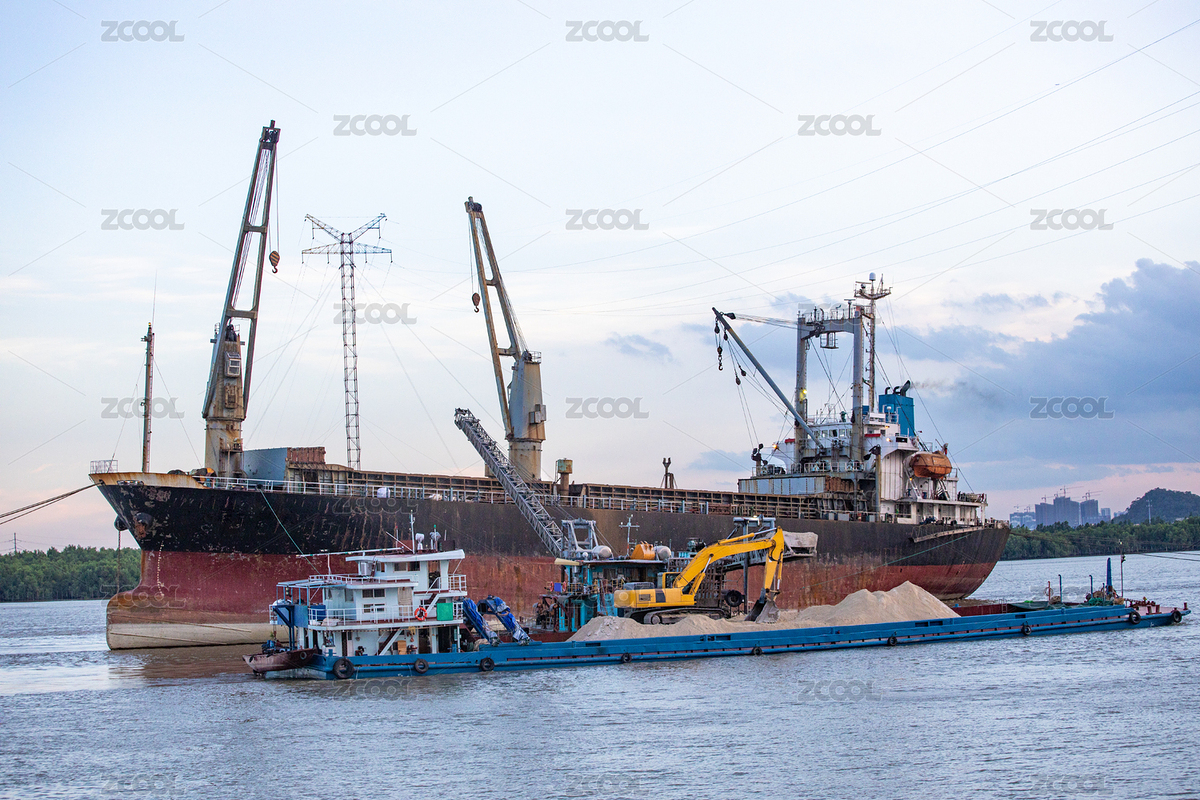 在江上作業(yè)的大型采砂運(yùn)砂船只（主預(yù)覽-6042953） - 未分類 - 站酷設(shè)計(jì)師Sam_Tse原創(chuàng)素材 - 站酷ZCOOL
