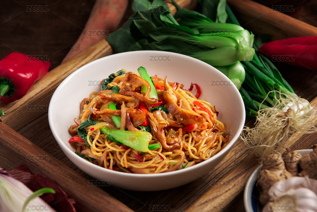 餐桌上的一碗香辣肥腸炒粉面（主預(yù)覽-2215171） - 未分類 - 站酷設(shè)計(jì)師簡(jiǎn)罡原創(chuàng)素材 - 站酷ZCOOL