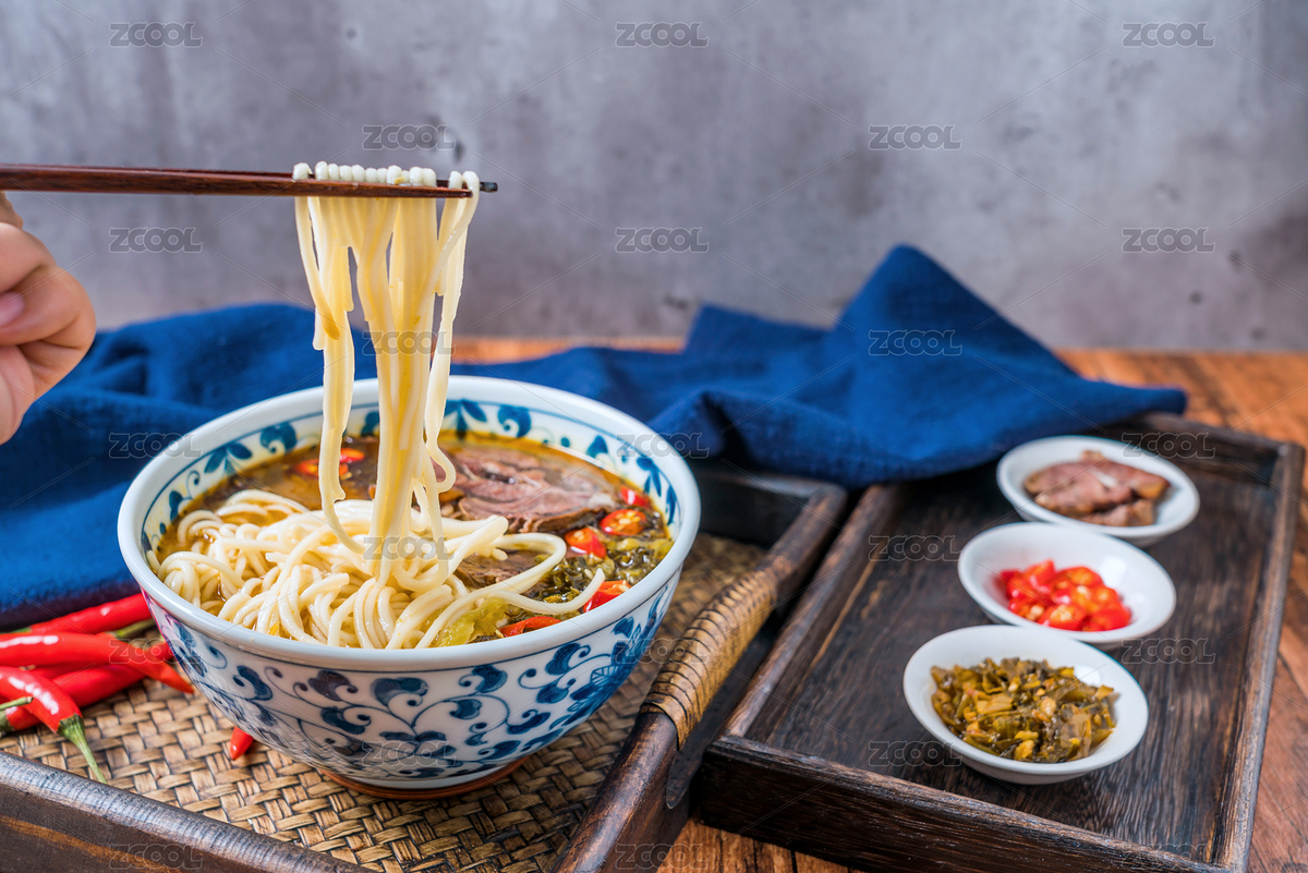 筷子夾起老壇酸菜牛肉面（主預覽-6890114） - 未分類 - 站酷設計師Govan原創(chuàng)素材 - 站酷ZCOOL