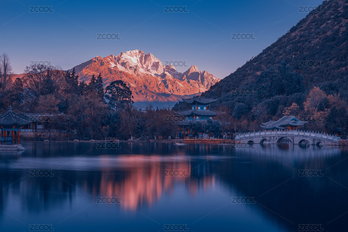 云南省黑龍?zhí)豆珗@視角的玉龍雪山（主預覽-2495722） - 未分類 - 站酷設計師穿過開滿鮮花山崗原創(chuàng)素材 - 站酷ZCOOL