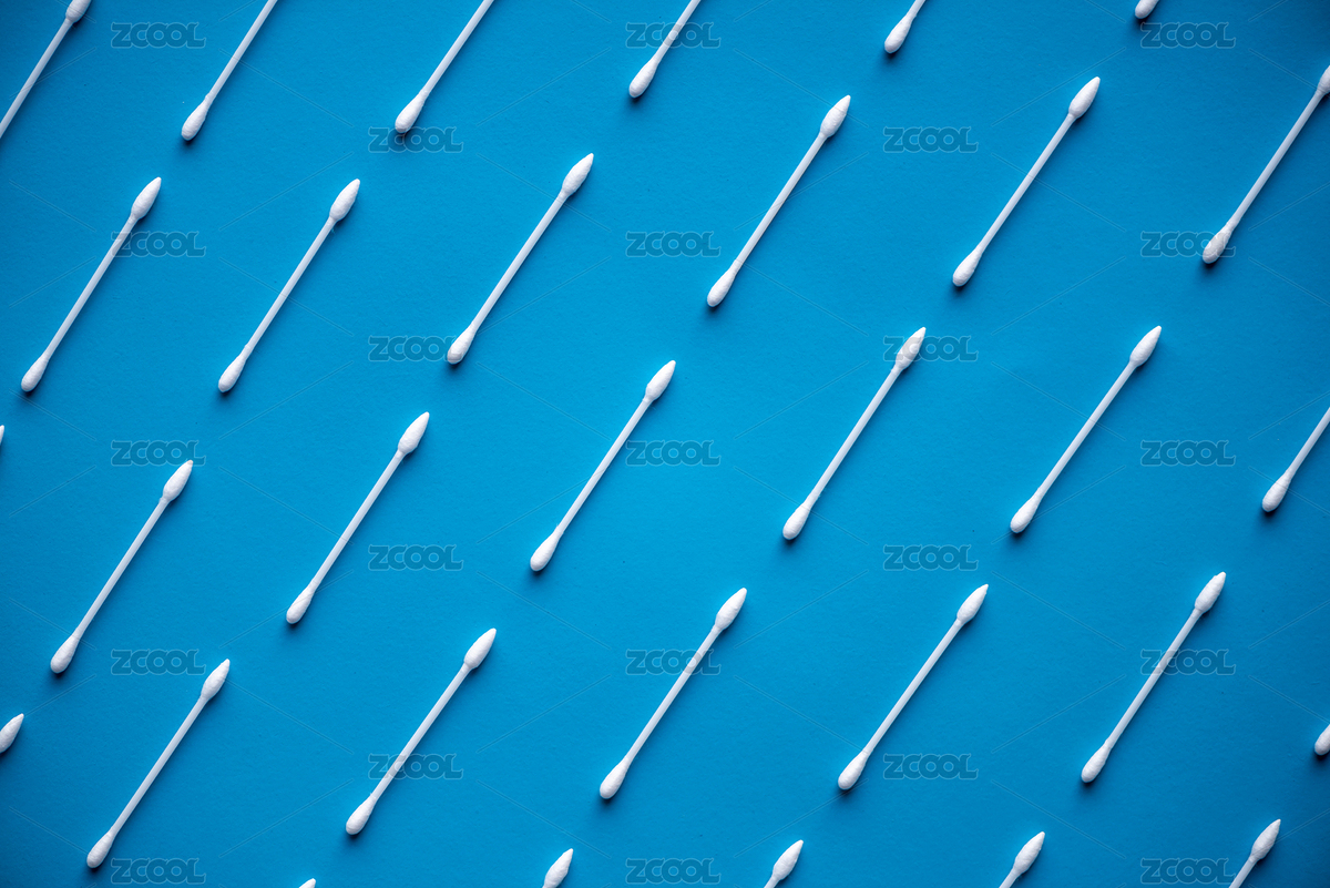 藍(lán)色純凈背景上排列整齊的醫(yī)療棉棒（主預(yù)覽-3187668） - 未分類 - 站酷設(shè)計師Foto貓原創(chuàng)素材 - 站酷ZCOOL