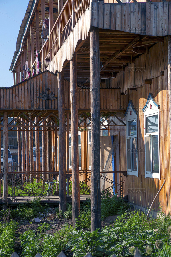 额尔古纳恩和镇临江别致的农家小院（主预览-6451779） - 未分类 - 站酷设计师小聊绅士原创素材 - 站酷ZCOOL