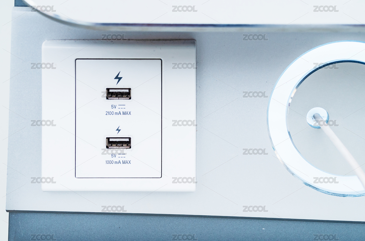 火车站候车大厅里的手机充电口充电线（主预览-9027571） - 未分类 - 站酷设计师螺螺味原创素材 - 站酷ZCOOL