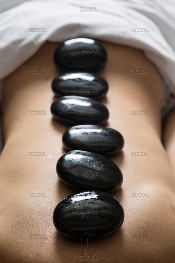 背部整齊排列的舒緩護(hù)理砭石（主預(yù)覽-5125950） - 未分類 - 站酷設(shè)計(jì)師蔚藍(lán)的白日夢(mèng)原創(chuàng)素材 - 站酷ZCOOL