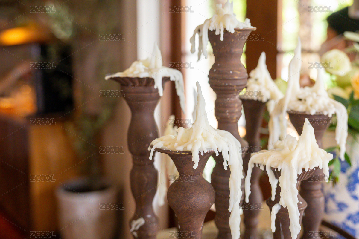 復古燭臺上的白色蠟燭（主預覽-10698618） - 未分類 - 站酷設(shè)計師Z26922598原創(chuàng)素材 - 站酷ZCOOL