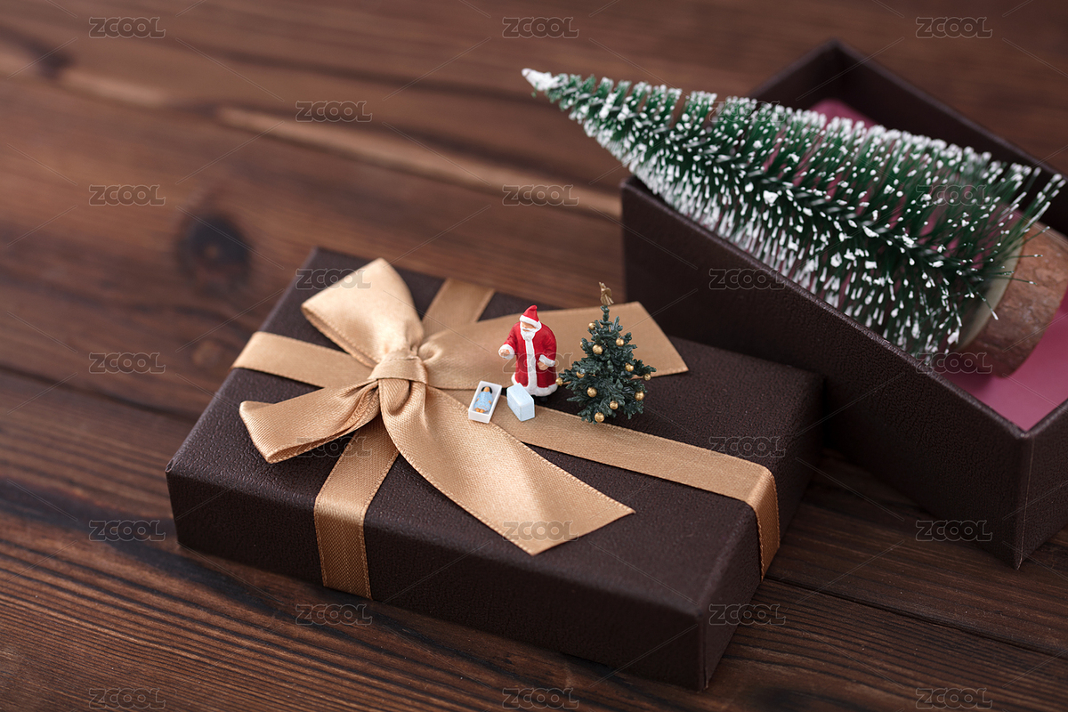 微缩创意礼物盒上的圣诞老人（主预览-8046323） - 未分类 - 站酷设计师小羽怪原创素材 - 站酷ZCOOL