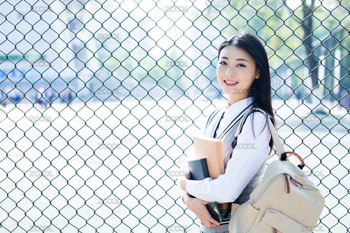 女大學(xué)生在校園（主預(yù)覽-9139486） - 未分類 - 站酷設(shè)計(jì)師站酷素材原創(chuàng)素材 - 站酷ZCOOL