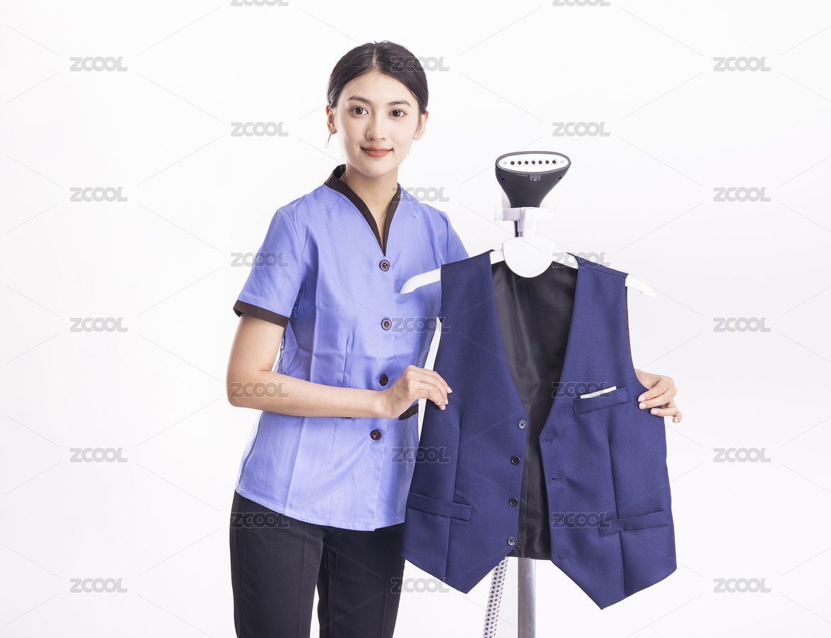 白色背景里在熨衣服的家政女性（主預(yù)覽-7580310） - 未分類 - 站酷設(shè)計(jì)師西木叔叔原創(chuàng)素材 - 站酷ZCOOL