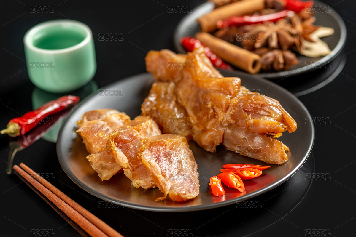 一盤醬牛蹄筋擺放在黑色背景上（主預(yù)覽-1078048） - 未分類 - 站酷設(shè)計師金翅大鵬原創(chuàng)素材 - 站酷ZCOOL