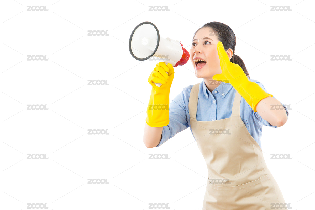 干凈的家庭主婦的女人春季大掃除時(shí)呼吁大家和公布的大新聞。中國多元文化的亞洲隔絕在白色背景。（主預(yù)覽-7259996） - 未分類 - 站酷設(shè)計(jì)師PRImageFactory原創(chuàng)素材 - 站酷ZCOOL