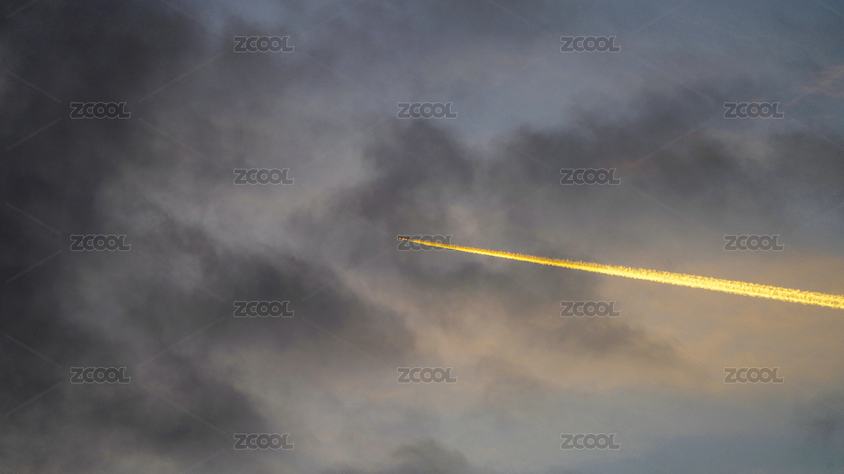 晨曦下飛過的飛機(jī)尾跡（主預(yù)覽-12098446） - 未分類 - 站酷設(shè)計(jì)師龍嘯奇遇記原創(chuàng)素材 - 站酷ZCOOL