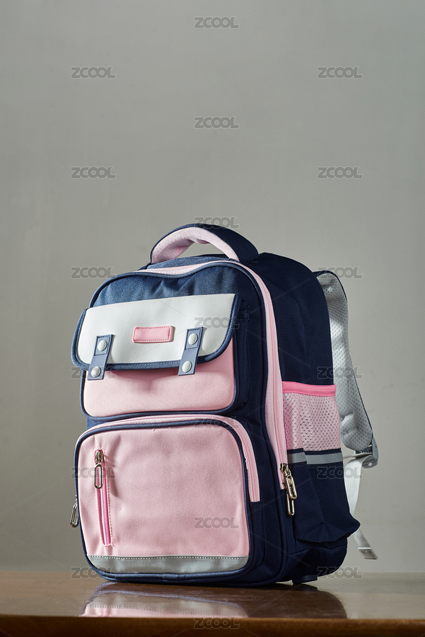 护脊减负双肩包防水学生书包（主预览-11177175） - 未分类 - 站酷设计师蔚蓝的白日梦原创素材 - 站酷ZCOOL